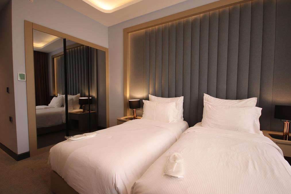 Aileena Hotel & Villas