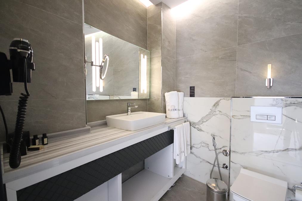 Aileena Hotel & Villas