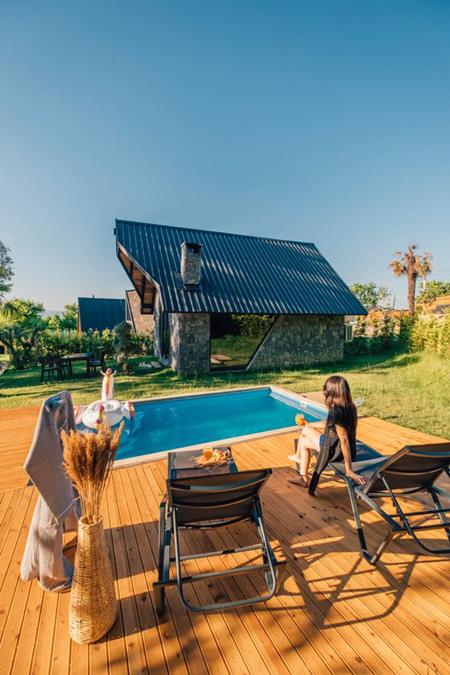 Kartepe Happy Yellow Suit Stone