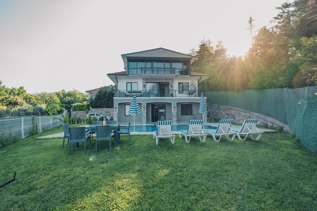 Sapanca Whiterun Villa 1